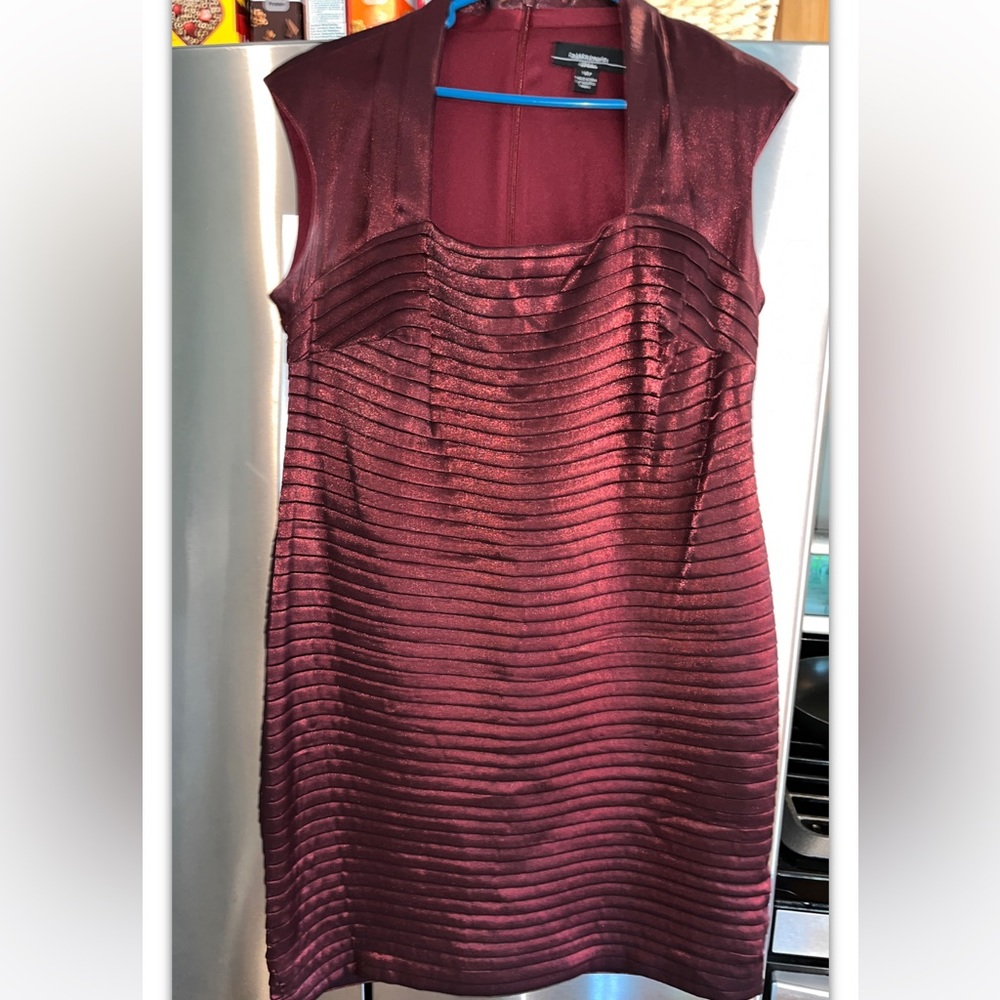 R&M Richards Burgundy DRESS size 14 XL Petite Sleeveless Shawl Neck Metallic zip